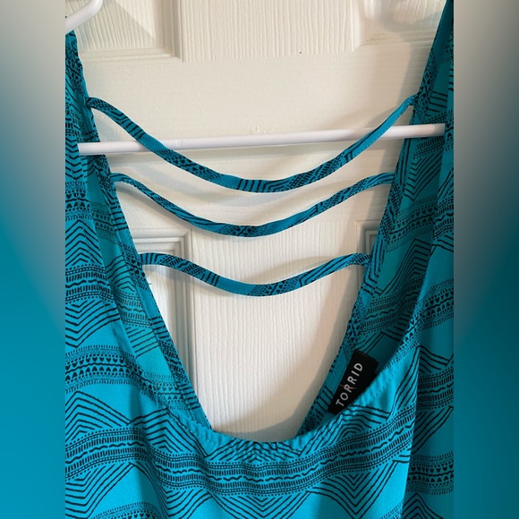 Torrid size 3 teal blouse! - Picture 3 of 10